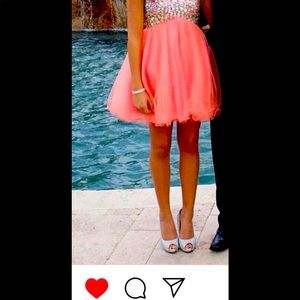 Alyce Paris size 00 Homecoming dress- gorgeous coral with crystals. Worn once